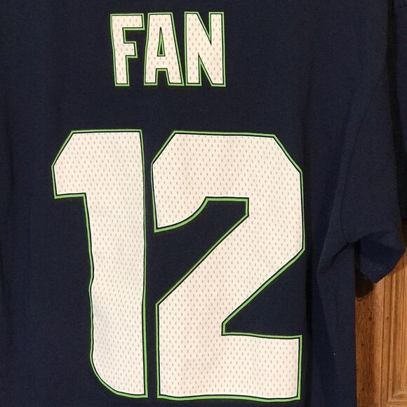 Seattle Seahawks NFL Navy Blue 12th Player FAN Adult Lg. Majestic Brand T Shirt - Picture 10 of 12